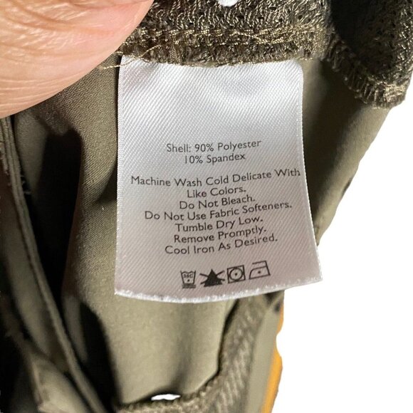 Eddie Bauer Women's Green Trail Hiking Capri - Picture 9 of 10